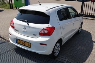 Thumbnail Mobil 9
