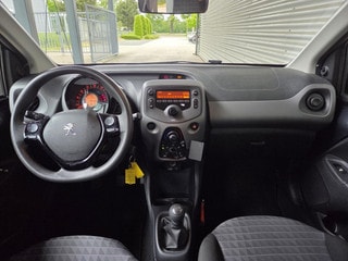 Thumbnail Mobil 4