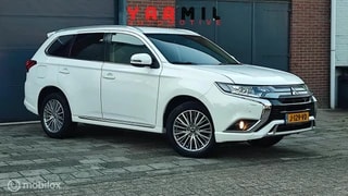 Thumbnail Mobil 8