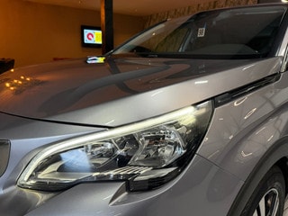 Thumbnail Mobil 10