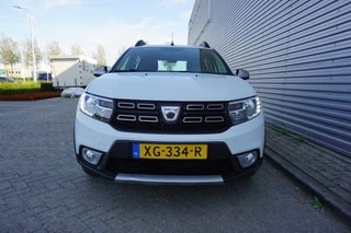 Thumbnail Mobil 6