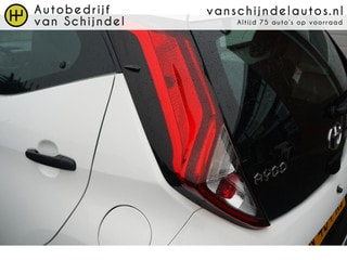 Thumbnail Mobil 9